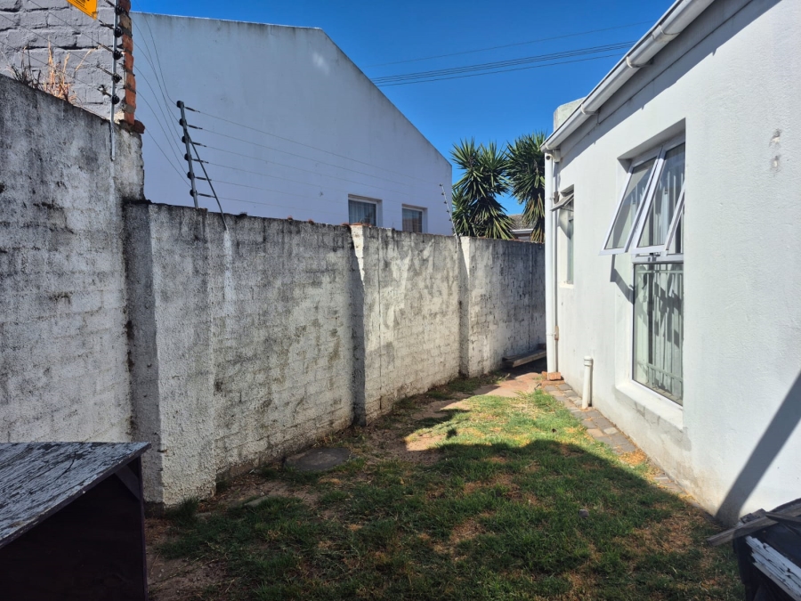 3 Bedroom Property for Sale in Belgravia Western Cape